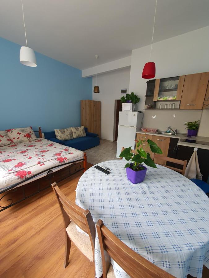 Flowers Studio Πομόριε Εξωτερικό φωτογραφία